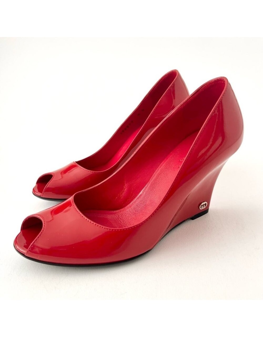 GUCCI | GG Logo Peep Toe Wedge Pumps Heels‎ Red Patent Leather US 6
